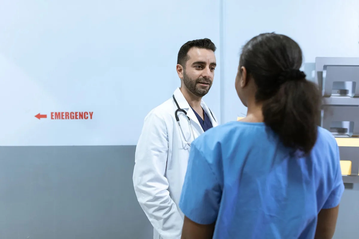 خدمات الترجمة المجانية بالرعاية الصحية في منطقة سورملاند