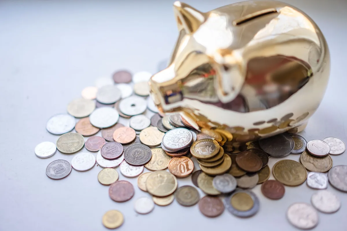فروق أسعار الفائدة على الودائع والقروض في النرويج