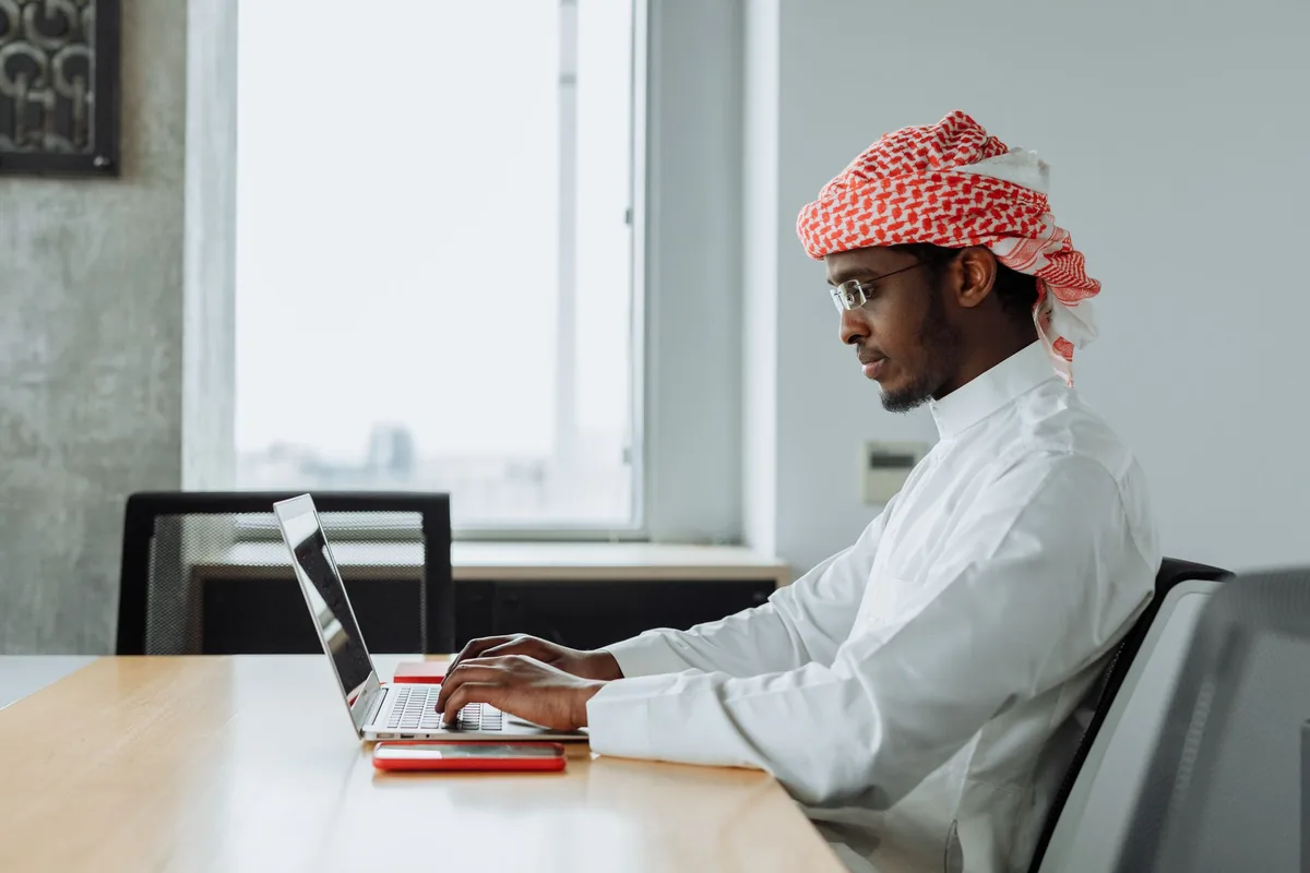 تعديلات نظام دعم الطلاب في السويد: كيف تؤثر على عملك الصيفي؟