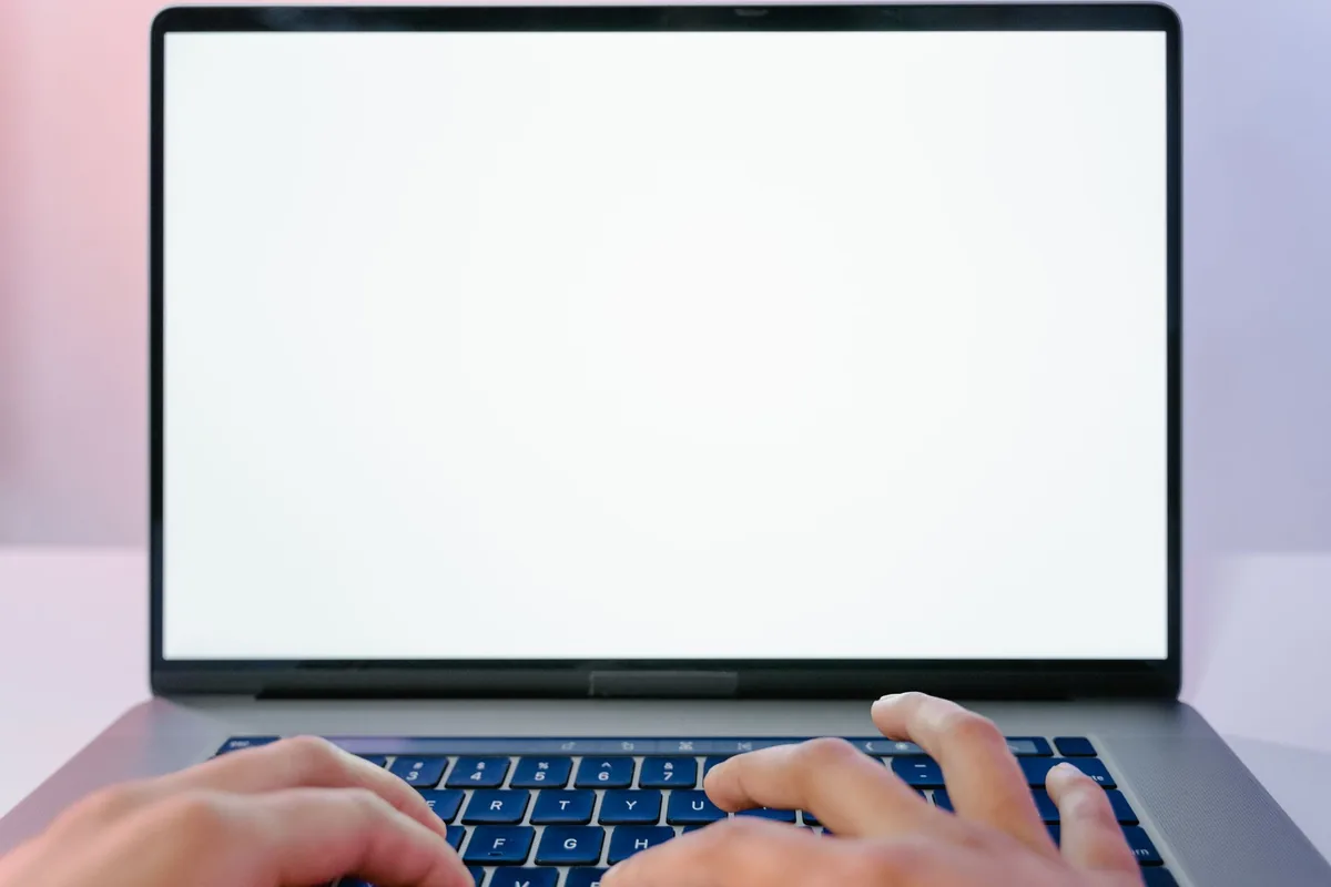 فهم ملفات الارتباط وحماية بياناتك عند تصفح المواقع الأوروبية
